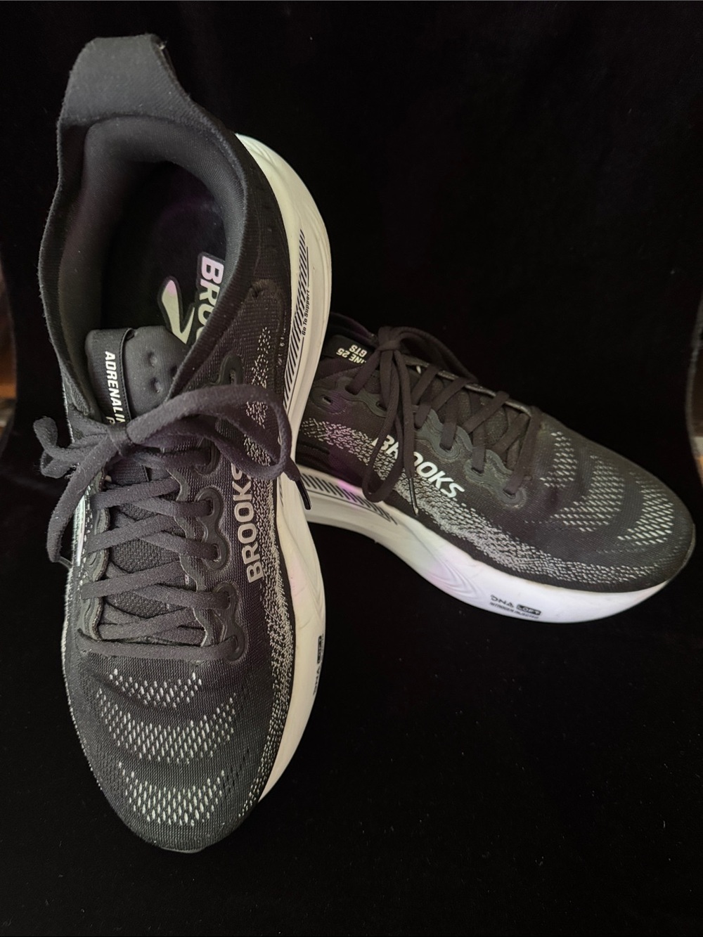 BROOKS ADRENALINE GTS
